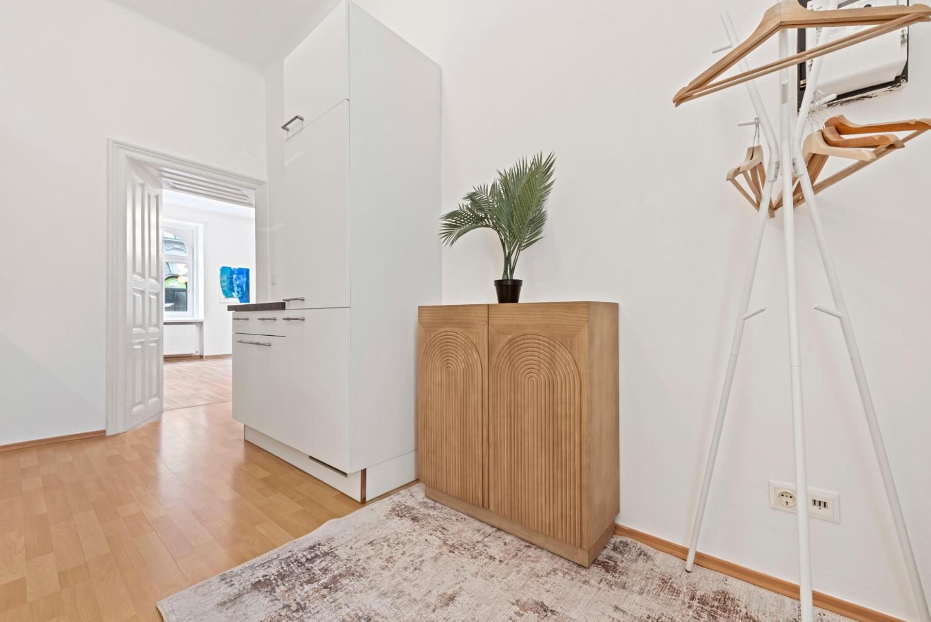 4ty3 - Schoenbrunn Is Calling Apartmán *